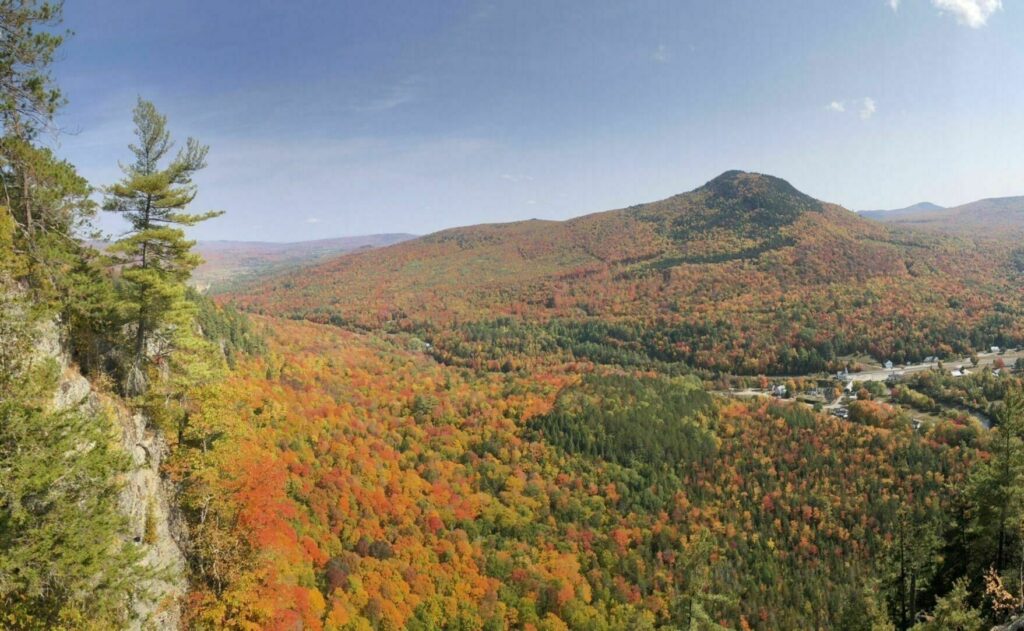 view from devil's slide hiking trail